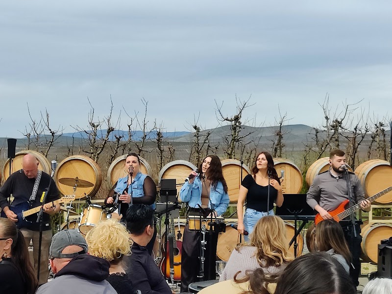 Photo of LaPierre Farms & Winery