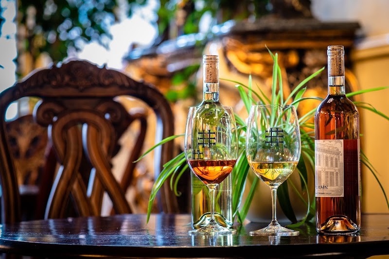 Photo of Henry Earl Estate Wines