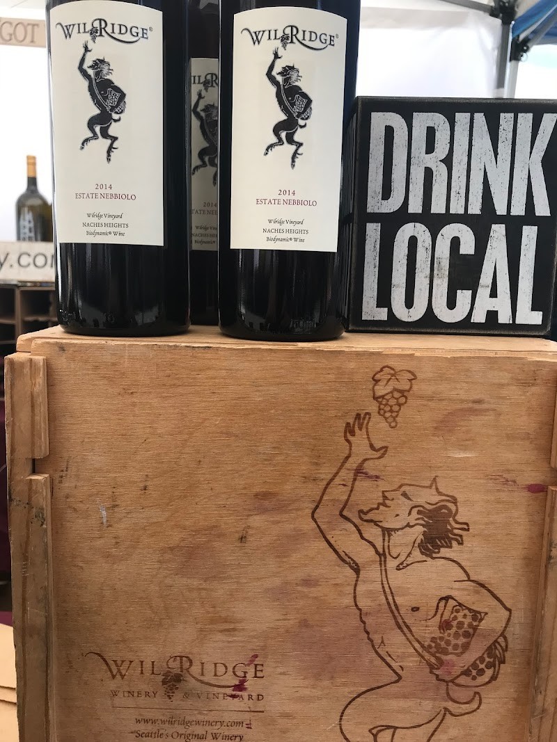 Photo of Wilridge Pike Place Market Farm Table