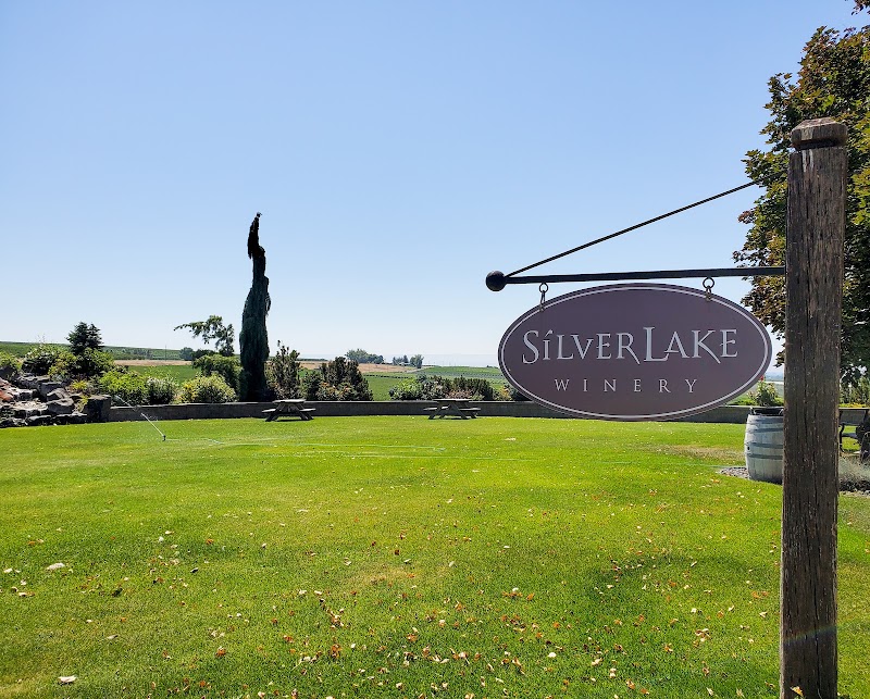 Photo of Silver Lake Wine & Spirits