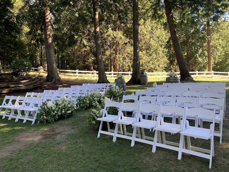 Photo of Chateau Lill featuring Lill Family Wines