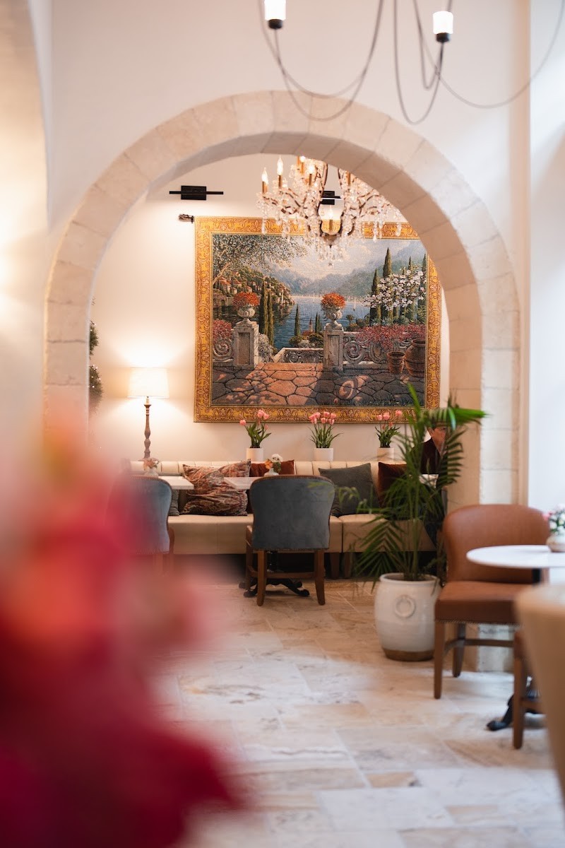 Photo of Tsillan Cellars Woodinville Tasting Room