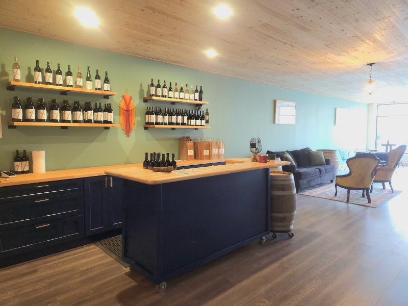 Photo of 4 Whistles Winery Tasting Room